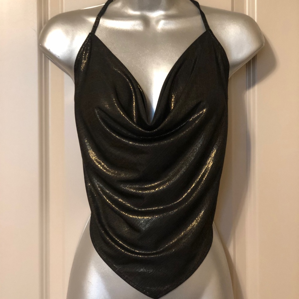 Forever 21 vshirt backless night out black/gold